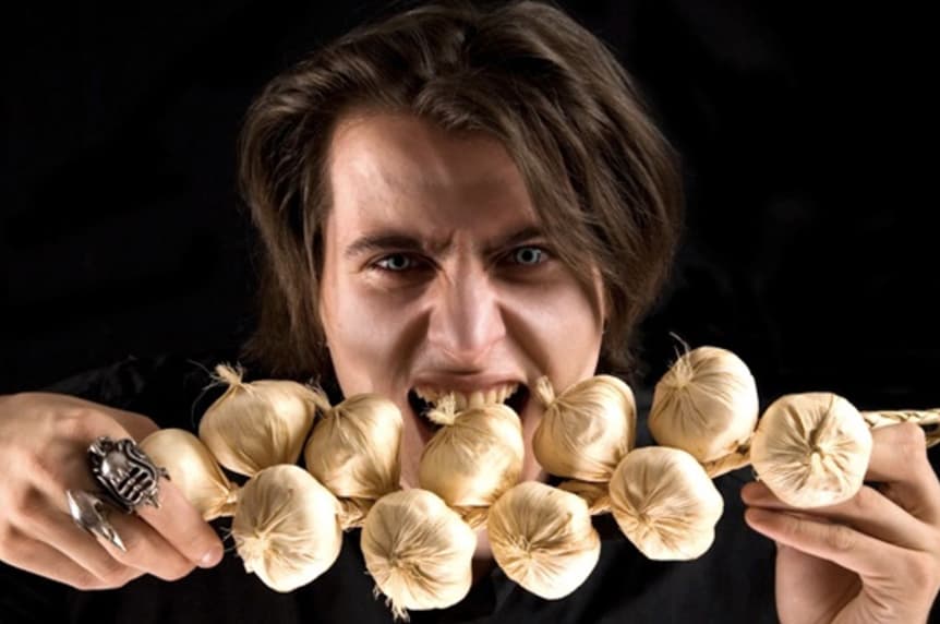 how to kill vampire weakness garlic